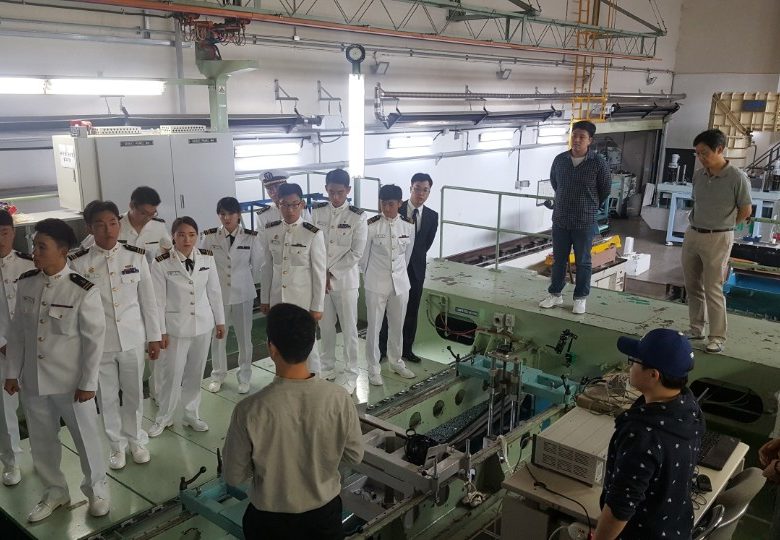 (2017)   해군사관생도 수조실험동 방문 및 실습
